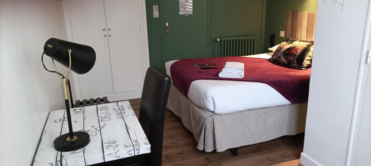 Hotel Le Petit Billot Vitré Buitenkant foto