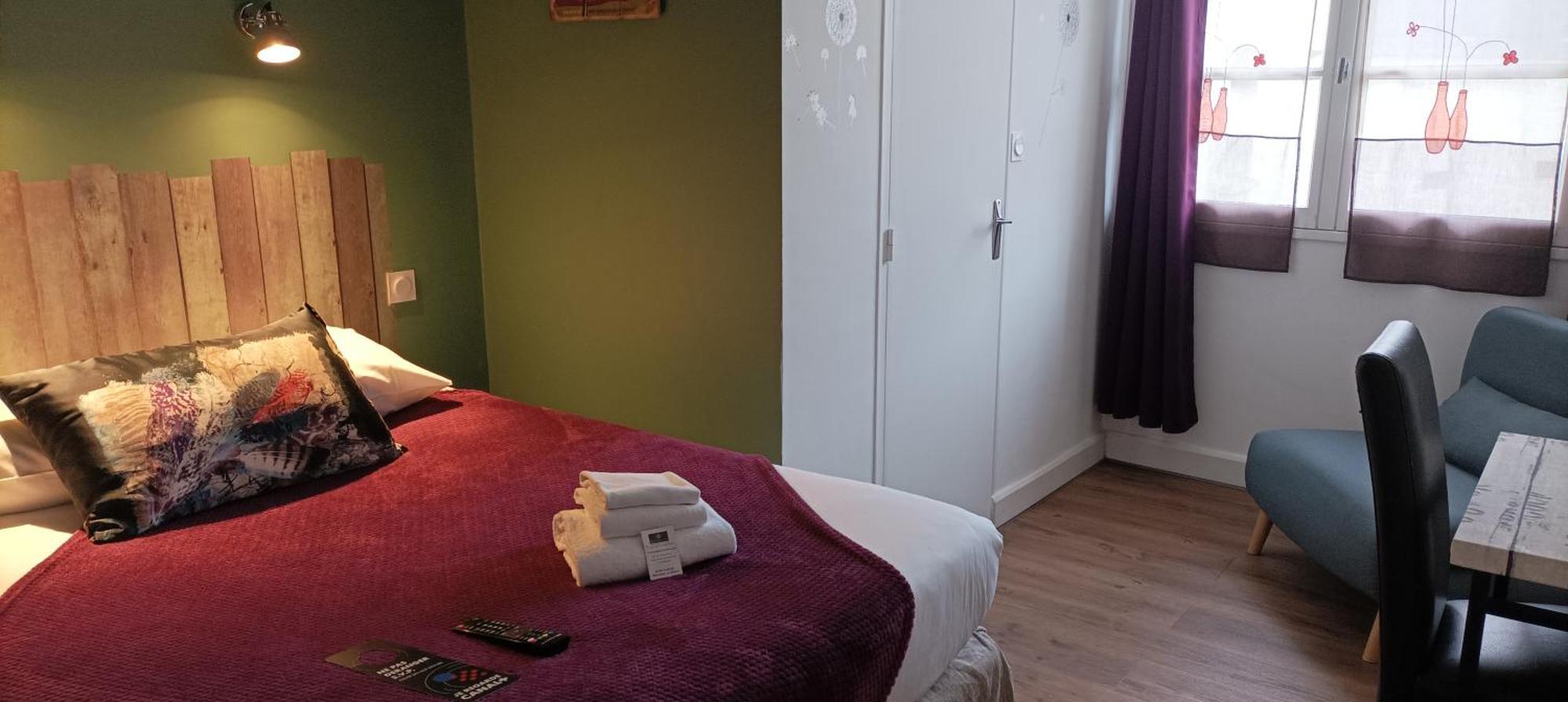 Hotel Le Petit Billot Vitré Buitenkant foto