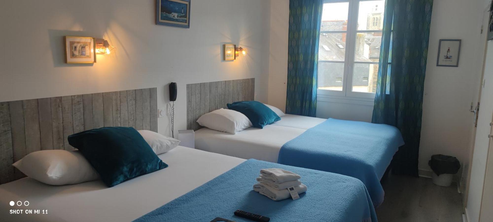 Hotel Le Petit Billot Vitré Buitenkant foto