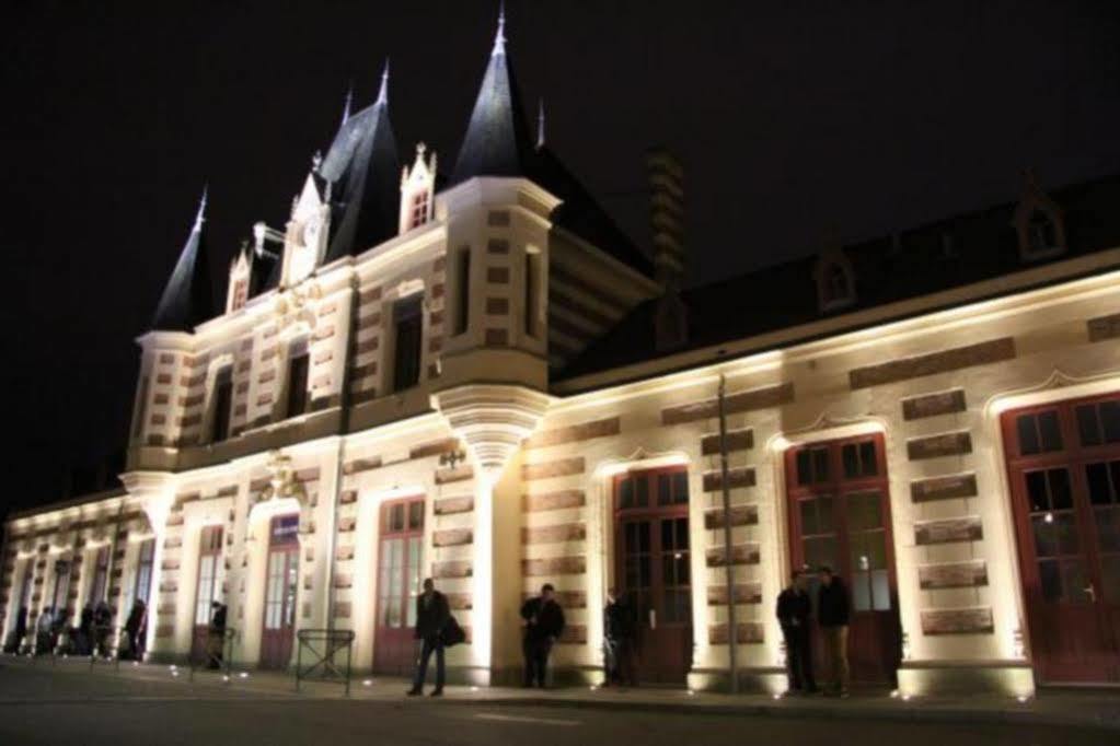 Hotel Le Petit Billot Vitré Buitenkant foto